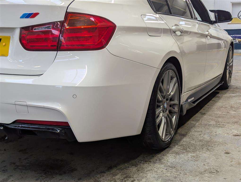 <p>2013 BMW 320D M SPORT AUTO</p>