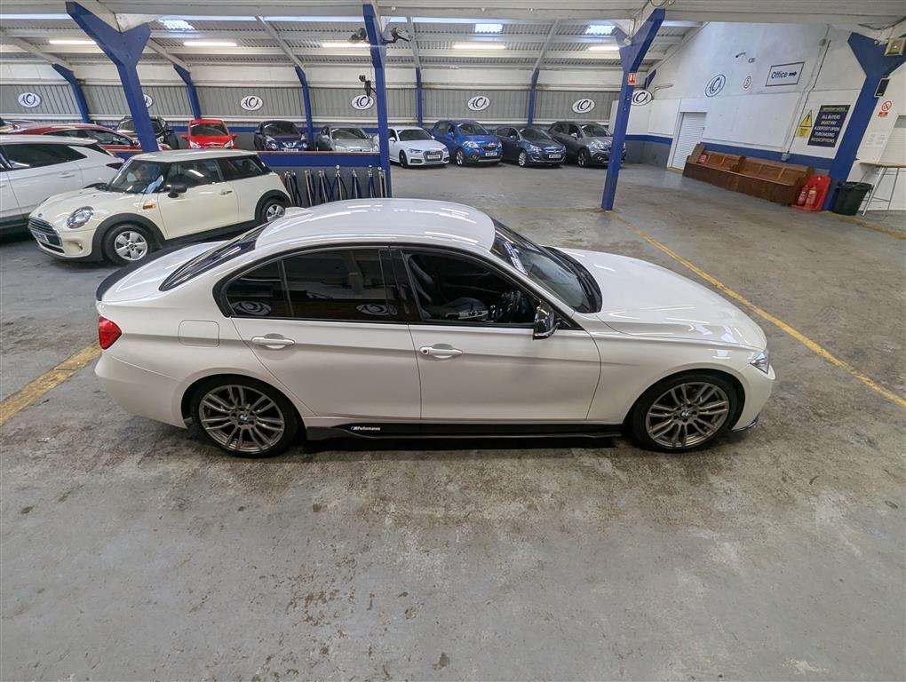 <p>2013 BMW 320D M SPORT AUTO</p>