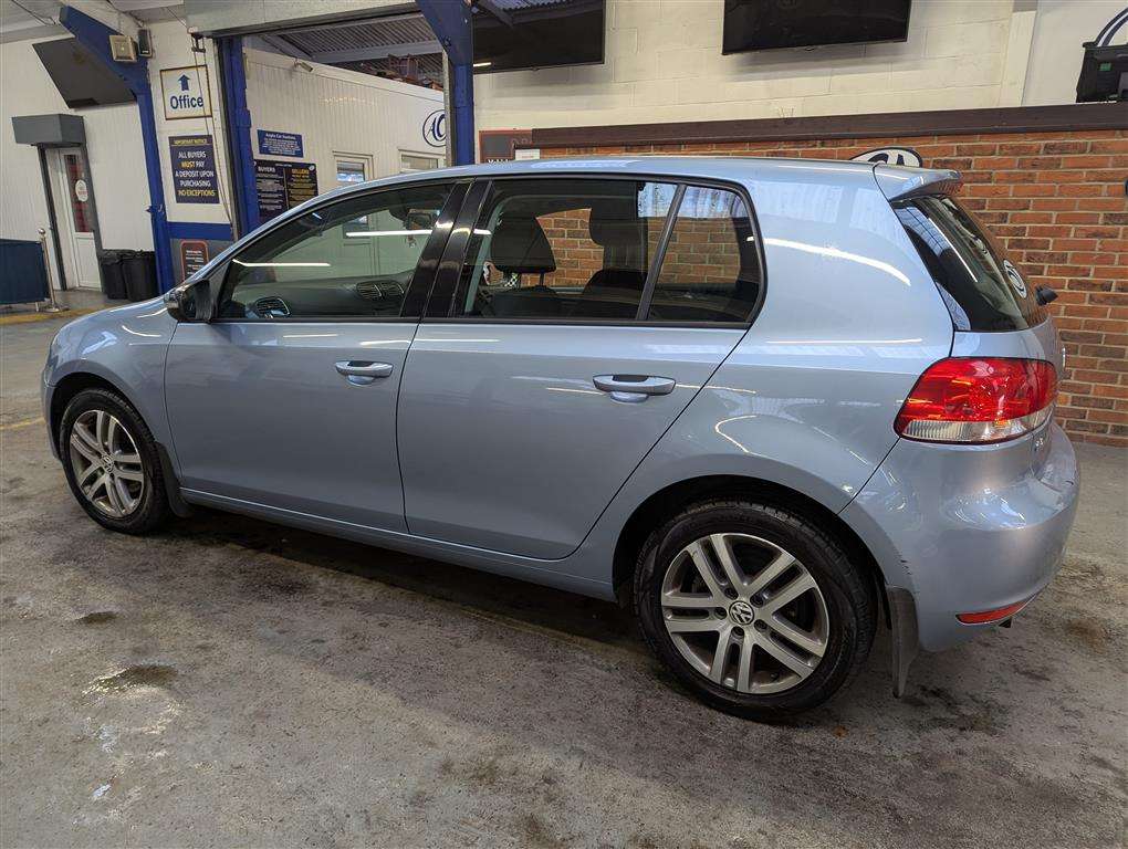 <p>2010 VOLKSWAGEN GOLF SE TDI S-A</p>