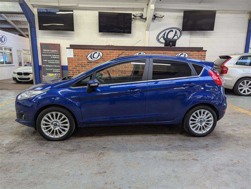 <p>2015 FORD FIESTA TITANIUM AUTO</p>