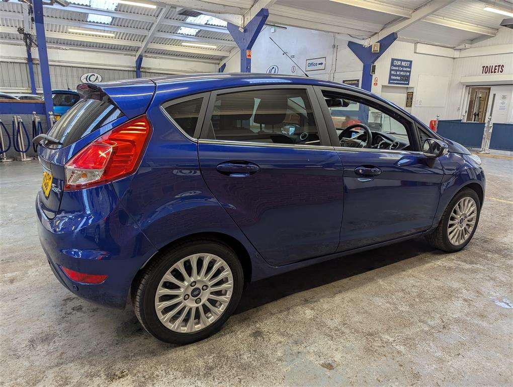 <p>2015 FORD FIESTA TITANIUM AUTO</p>