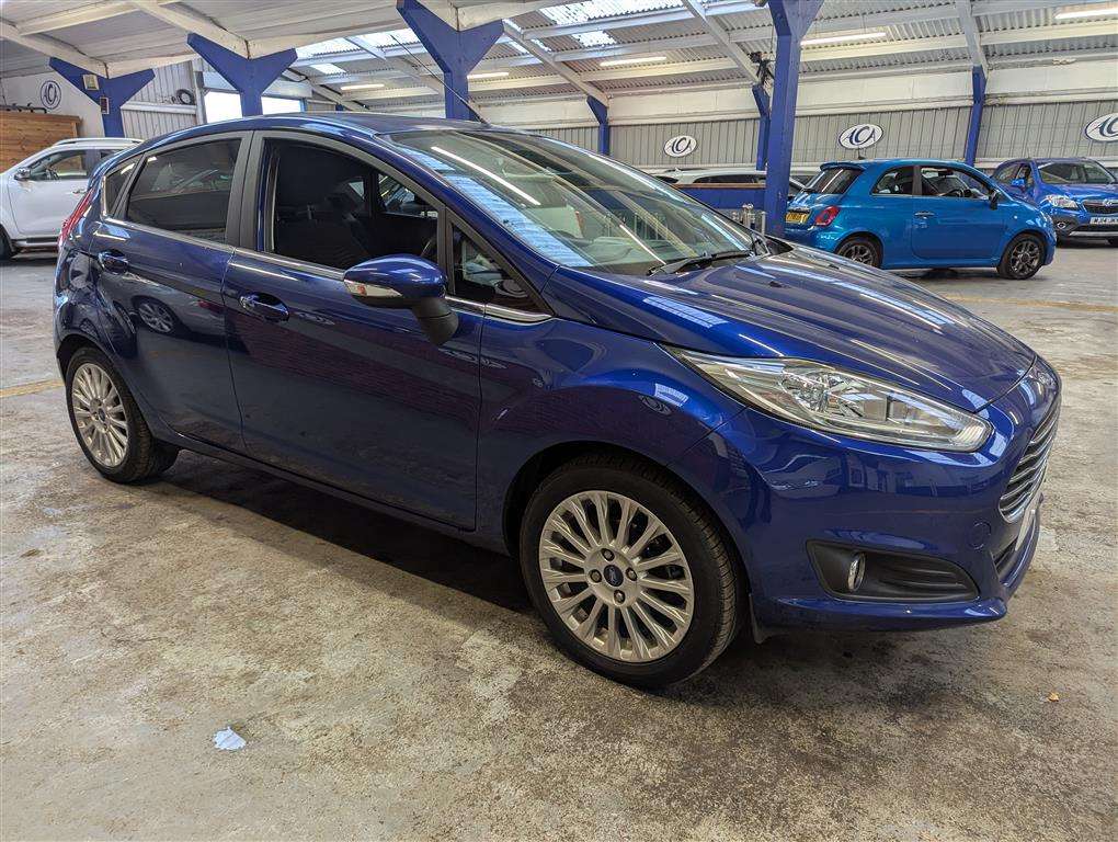 <p>2015 FORD FIESTA TITANIUM AUTO</p>