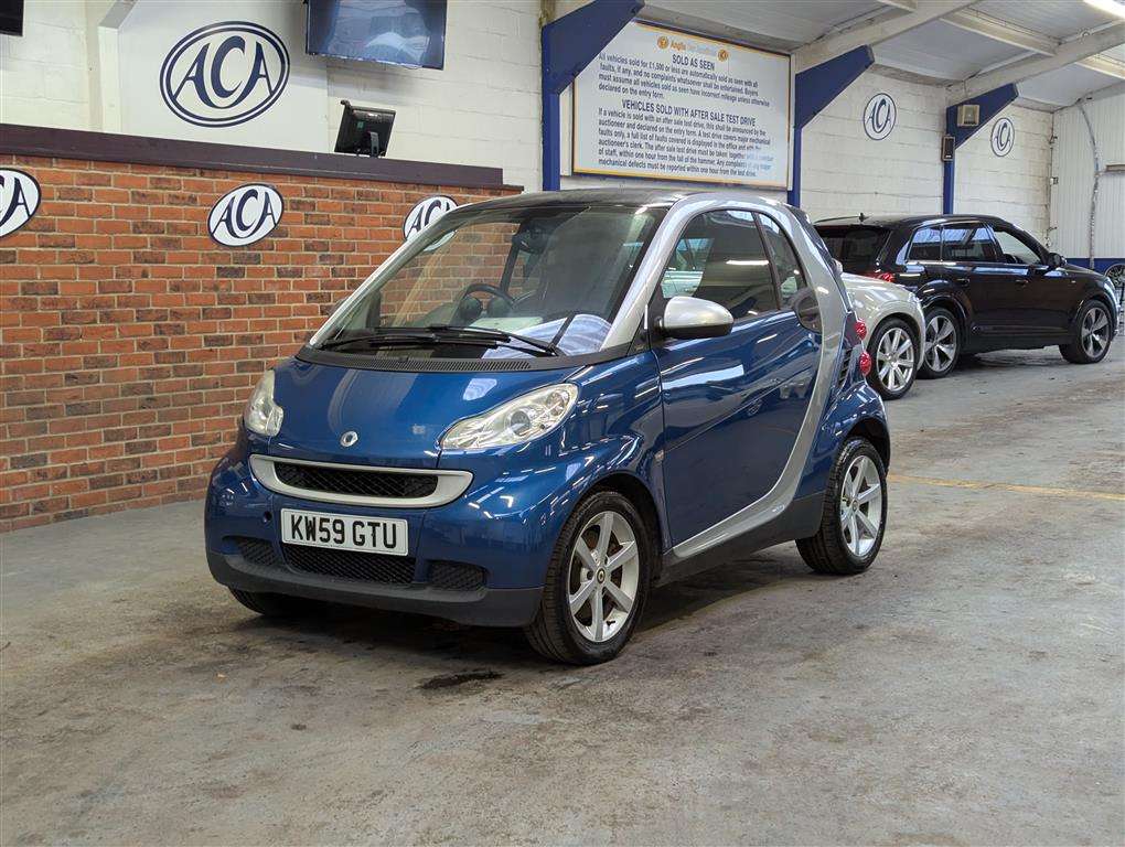 <p>2010 SMART FORTWO PASSION 84 AUTO</p>