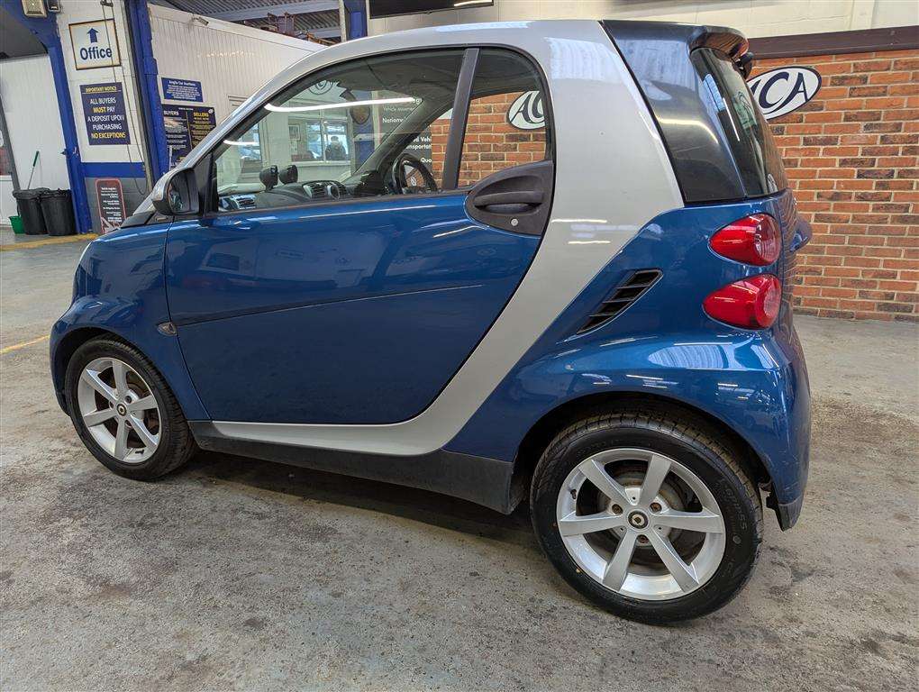 <p>2010 SMART FORTWO PASSION 84 AUTO</p>