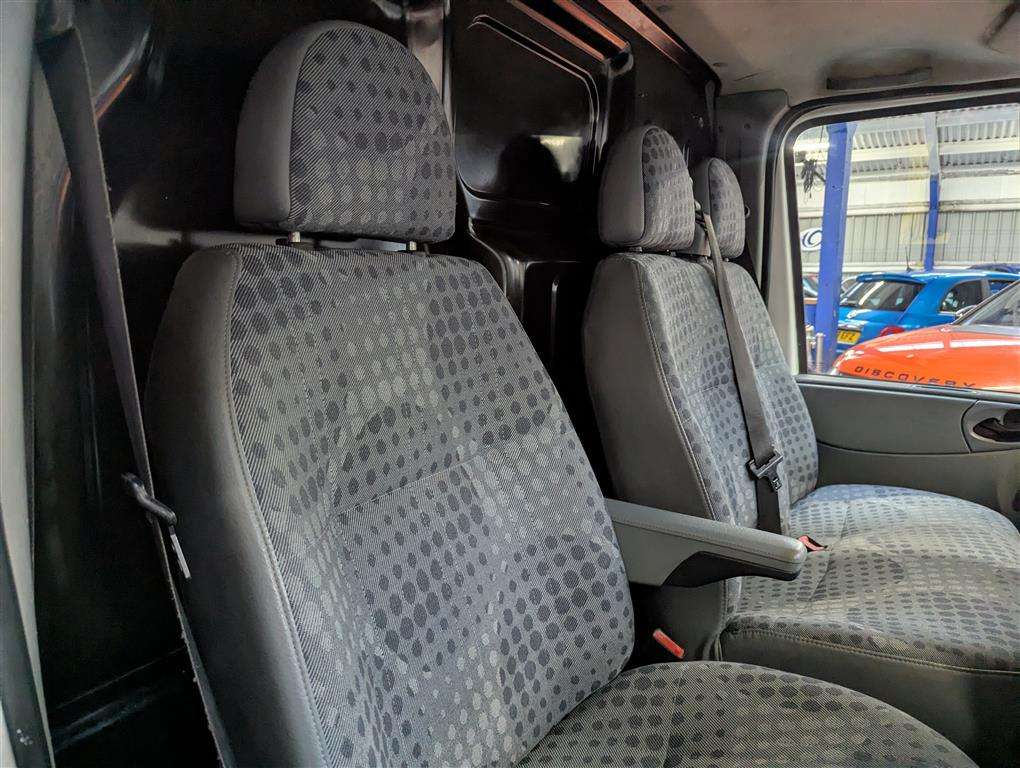 <p>2011 FORD TRANSIT 85 T280S FWD</p>