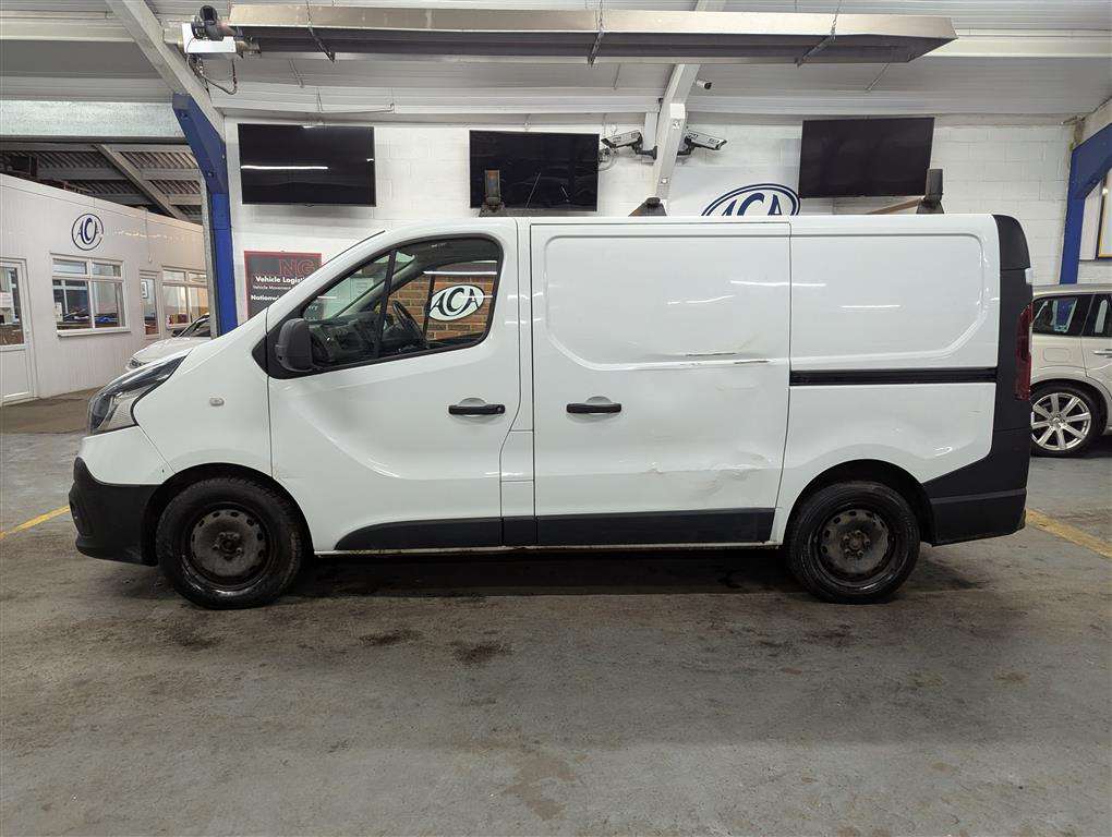 <p>2015 RENAULT TRAFIC SL27 BUSINESS DCI</p>