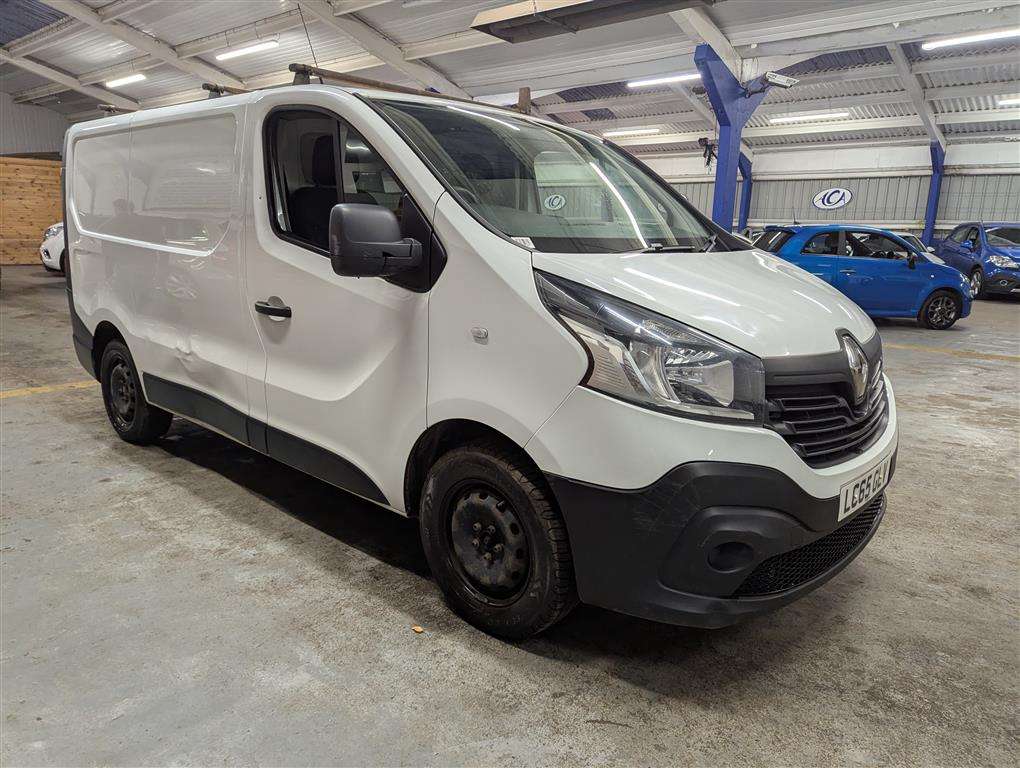 <p>2015 RENAULT TRAFIC SL27 BUSINESS DCI</p>