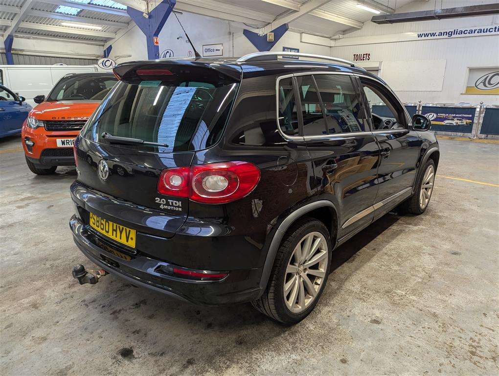 <p>2010 VOLKSWAGEN TIGUAN RLINE TDI 4MOT 140</p>