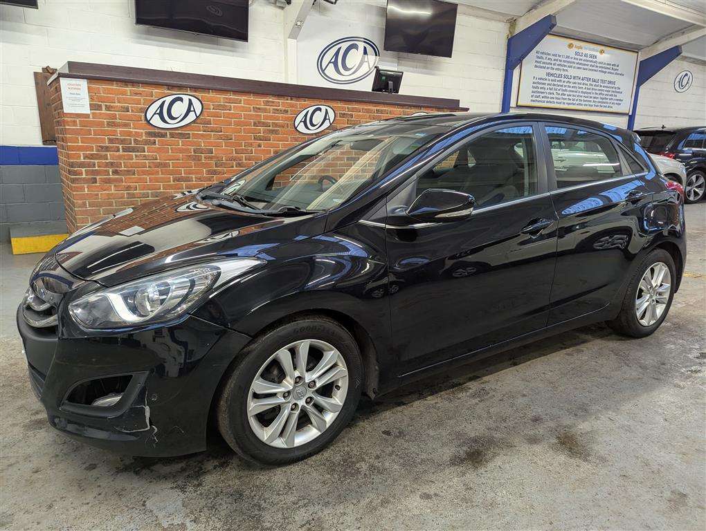 <p>2014 HYUNDAI I30 STYLE BLUE DRIVE CRDI</p>