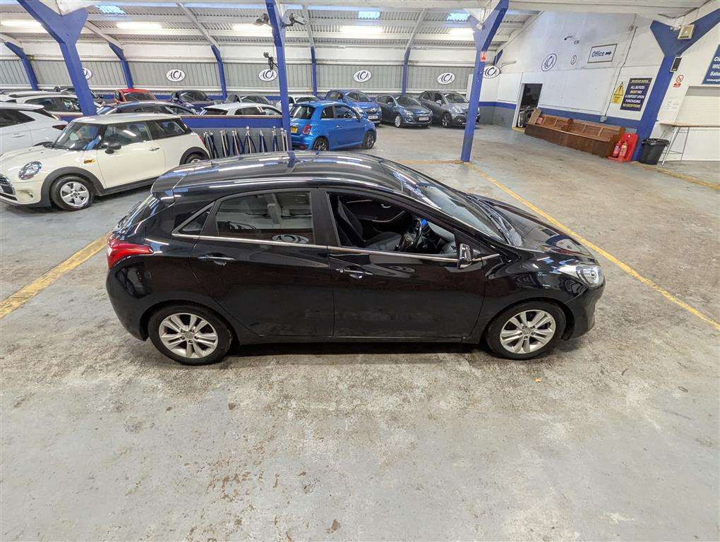 <p>2014 HYUNDAI I30 STYLE BLUE DRIVE CRDI</p>