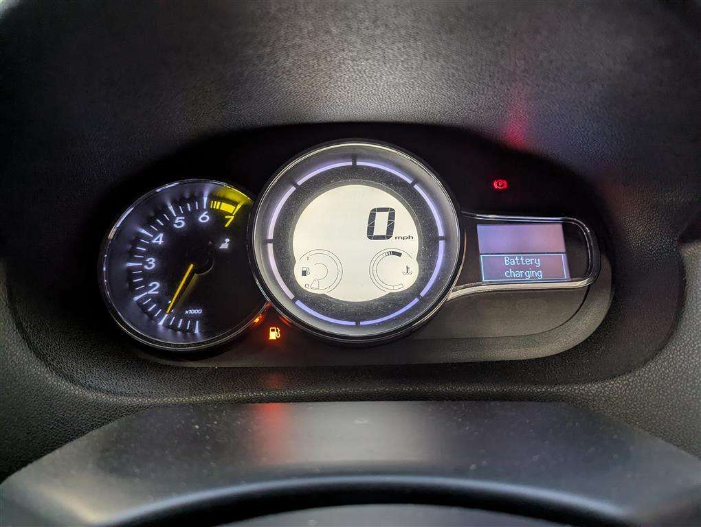 <p>2012 RENAULT MEGANE DYNAMIQUE TOMTOM V</p>