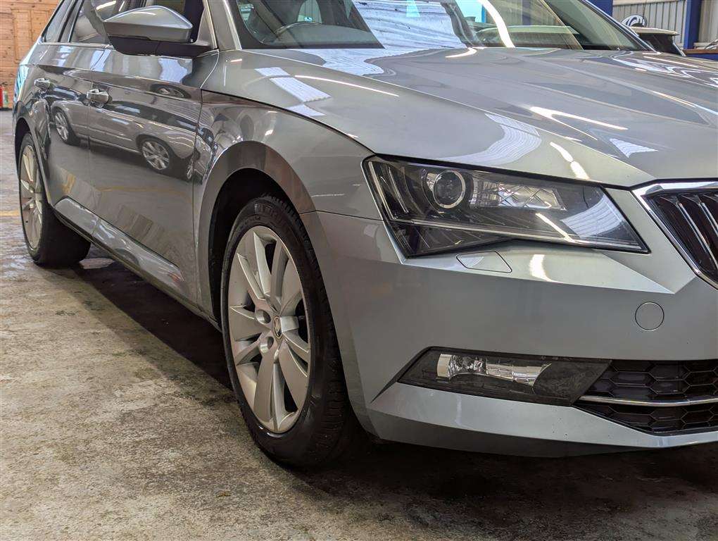 <p>2016 SKODA SUPERB SE L EXECUTIVE TDI</p>