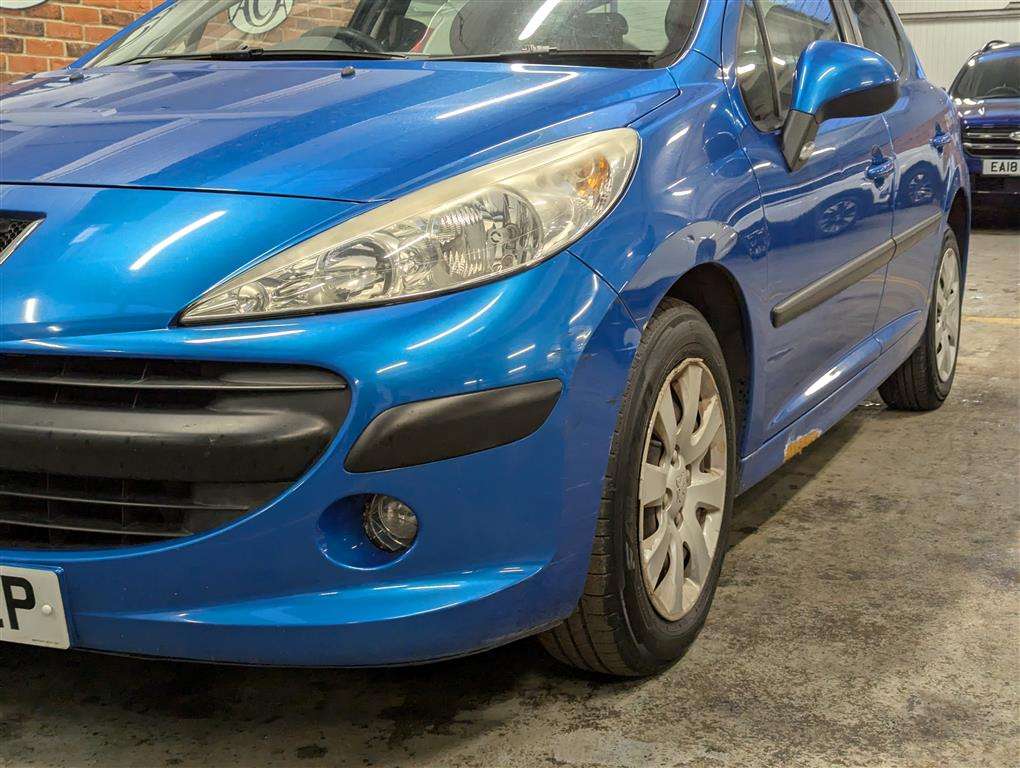 <p>2008 PEUGEOT 207 S</p>