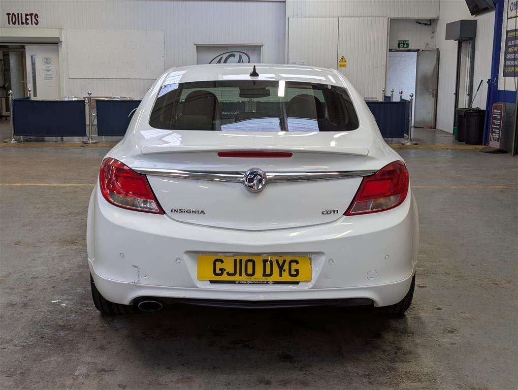 <p>2010 VAUXHALL INSIGNIA SRI NAV 160 CDTI</p>