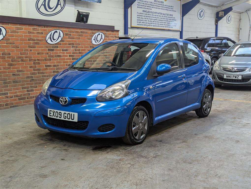 <p>2009 TOYOTA AYGO BLUE VVT-I</p>