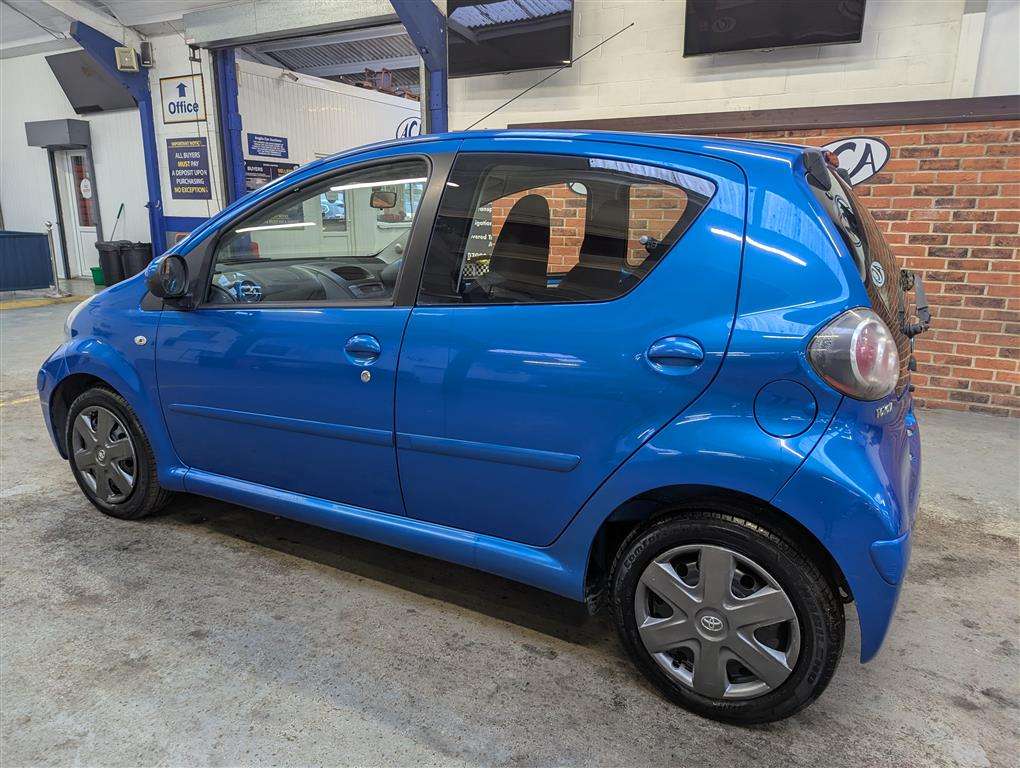 <p>2009 TOYOTA AYGO BLUE VVT-I</p>