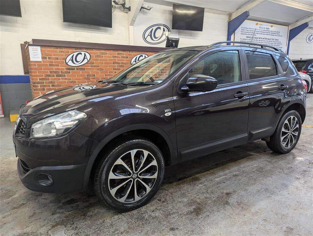 <p>2013 NISSAN QASHQAI 360 DCI</p>