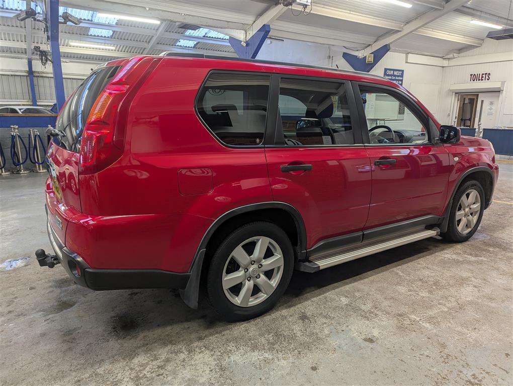 <p>2009 NISSAN X-TRAIL SPORT DCI AUTO</p>