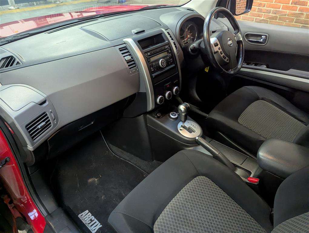 <p>2009 NISSAN X-TRAIL SPORT DCI AUTO</p>