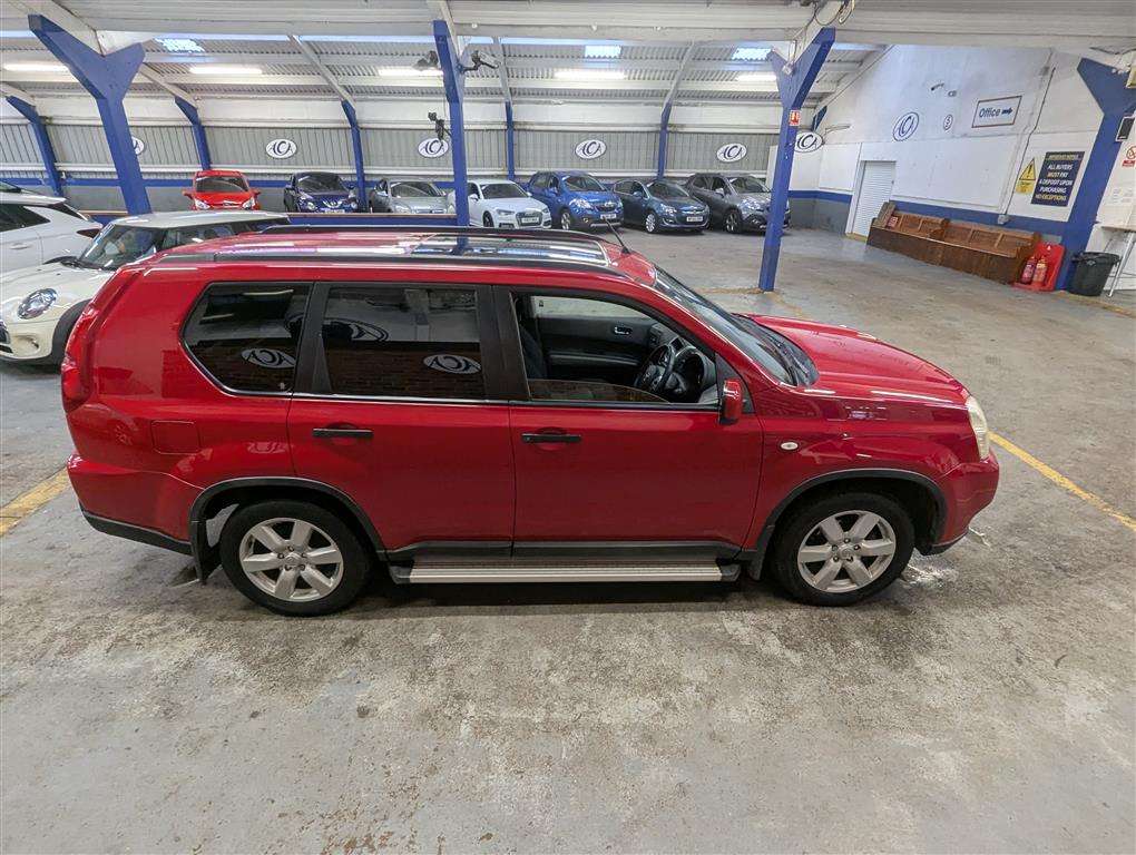 <p>2009 NISSAN X-TRAIL SPORT DCI AUTO</p>