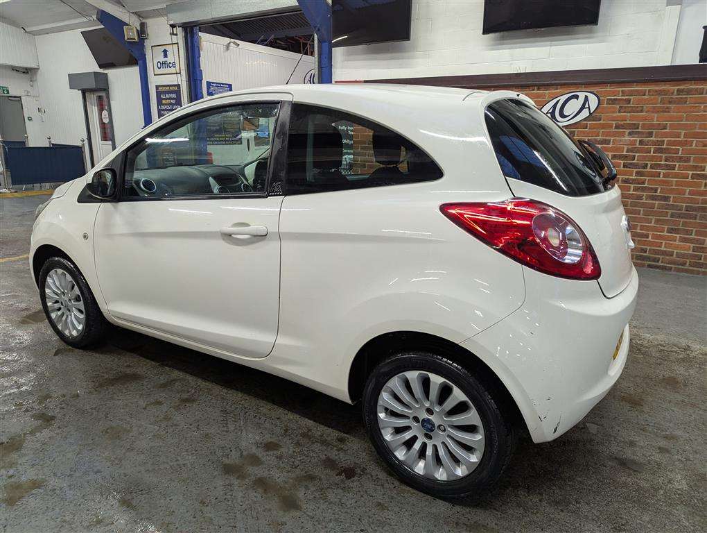 <p>2011 FORD KA ZETEC</p>