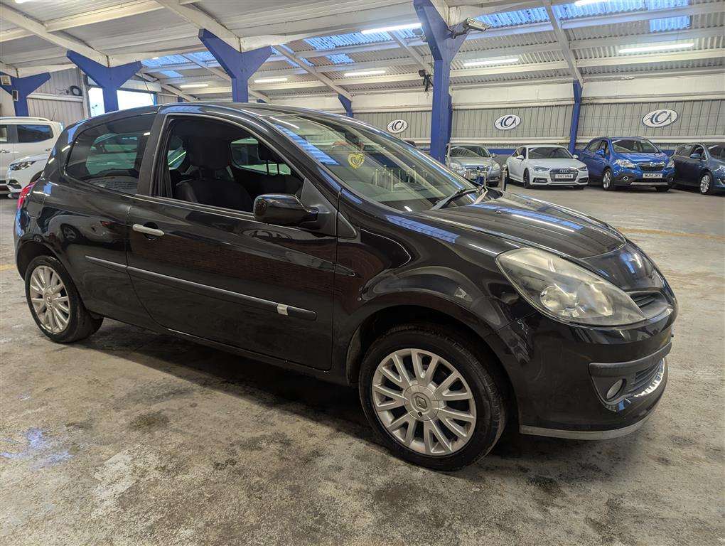 <p>2007 RENAULT CLIO DYNAMIQUE S DCI 86</p>