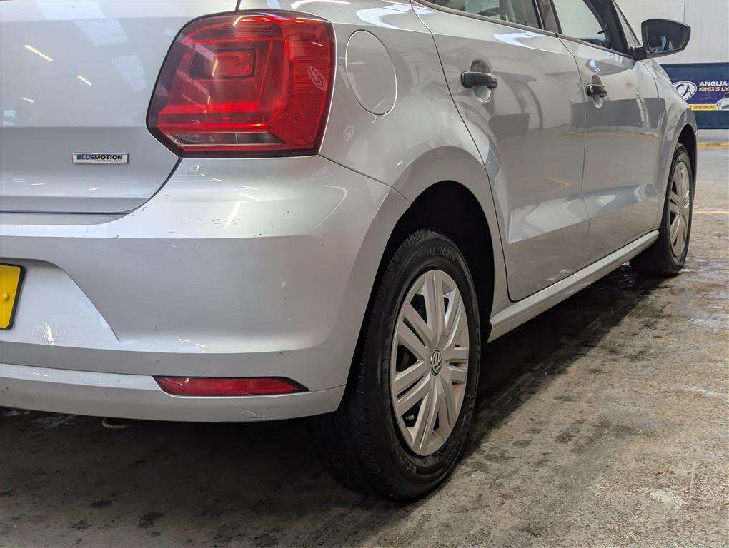 <p>2014 VOLKSWAGEN POLO S **SOLD</p>