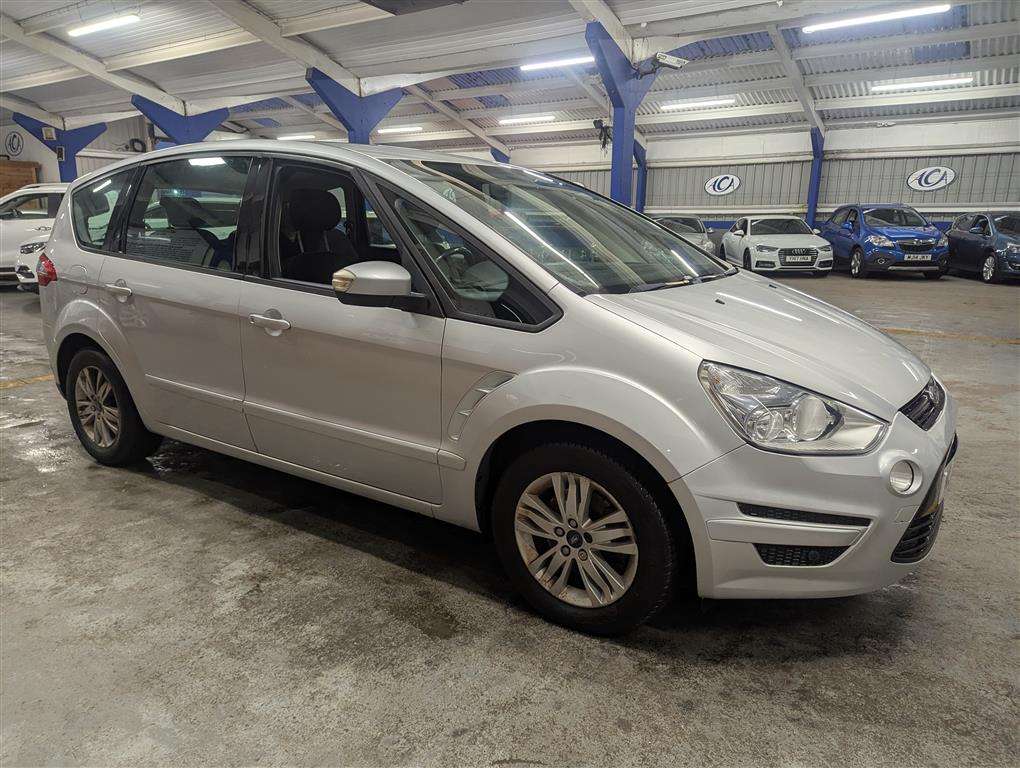 <p>2012 FORD S-MAX ZETEC TURBO</p>