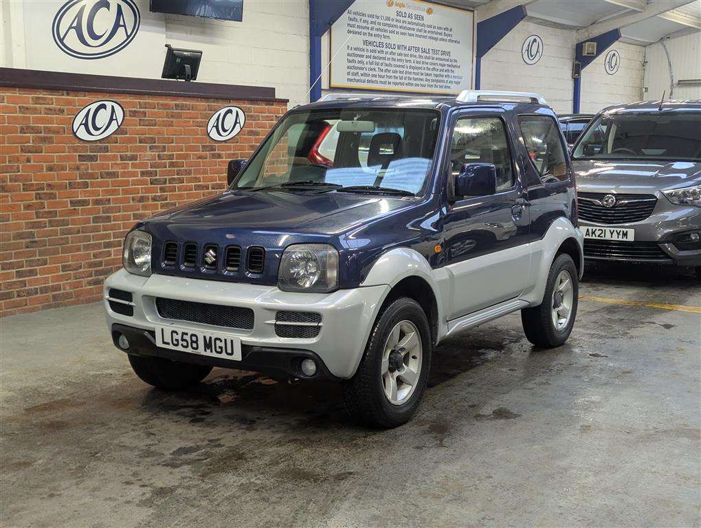 <p>2008 SUZUKI JIMNY VVT</p>