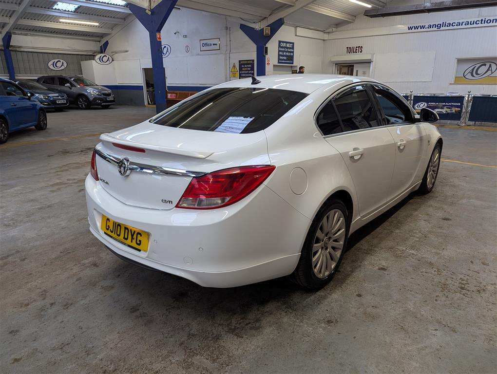 <p>2010 VAUXHALL INSIGNIA SRI NAV 160 CDTI</p>