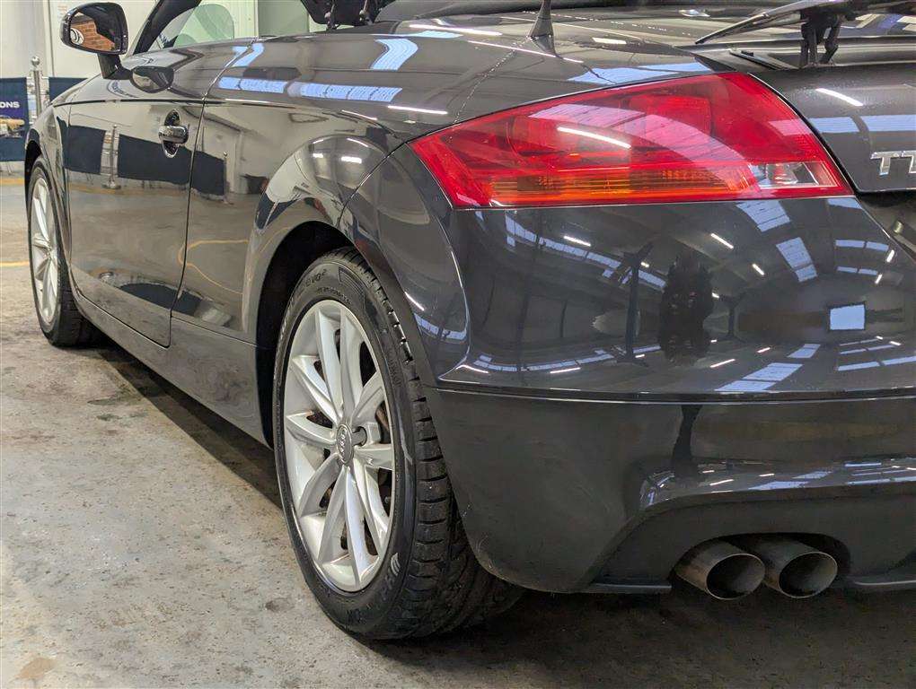 <p>2011 AUDI TT SPORT TDI QUATTRO</p>