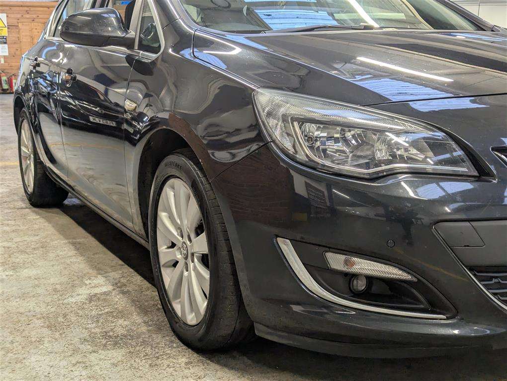 <p>2012 VAUXHALL ASTRA ELITE CDTI AUTO</p>