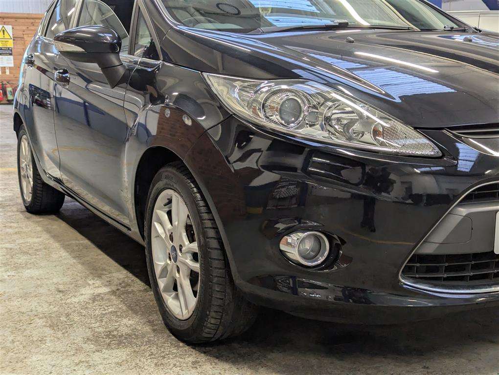 <p>2010 FORD FIESTA TITANIUM 120</p>