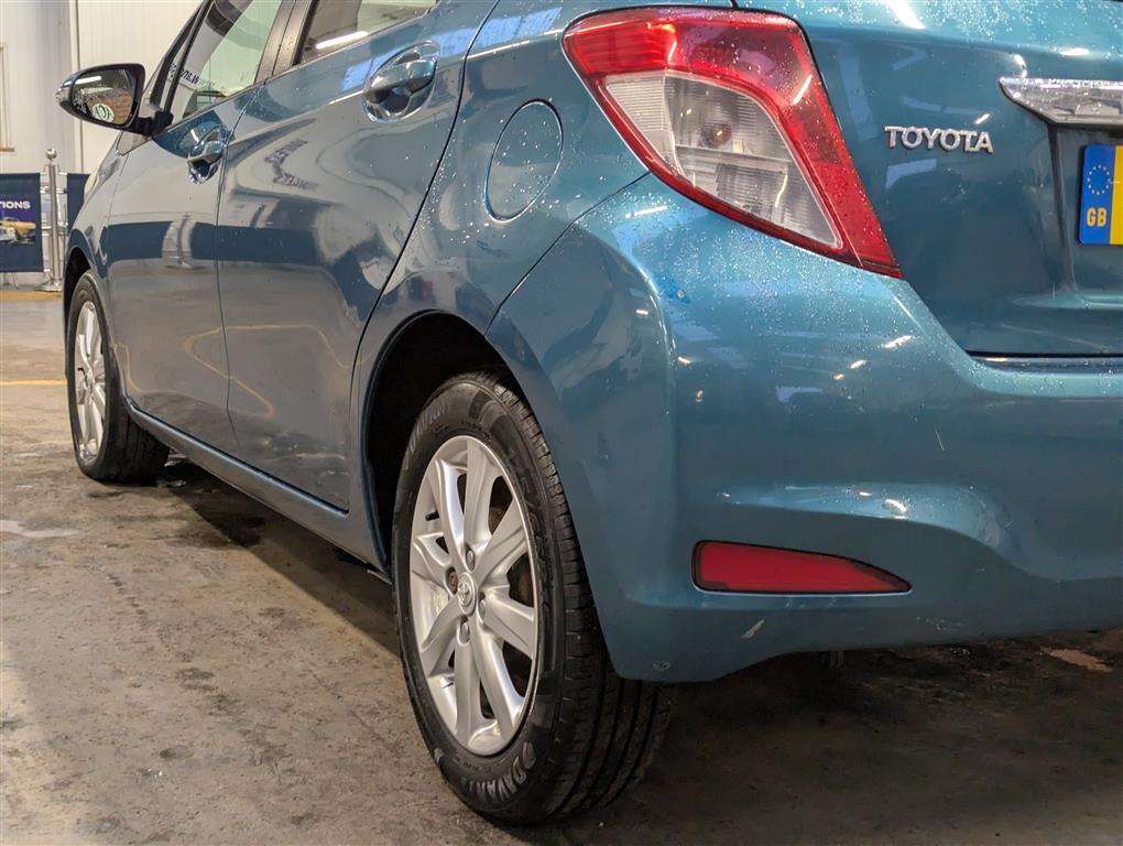 <p>2012 TOYOTA YARIS TR VVT-I</p>