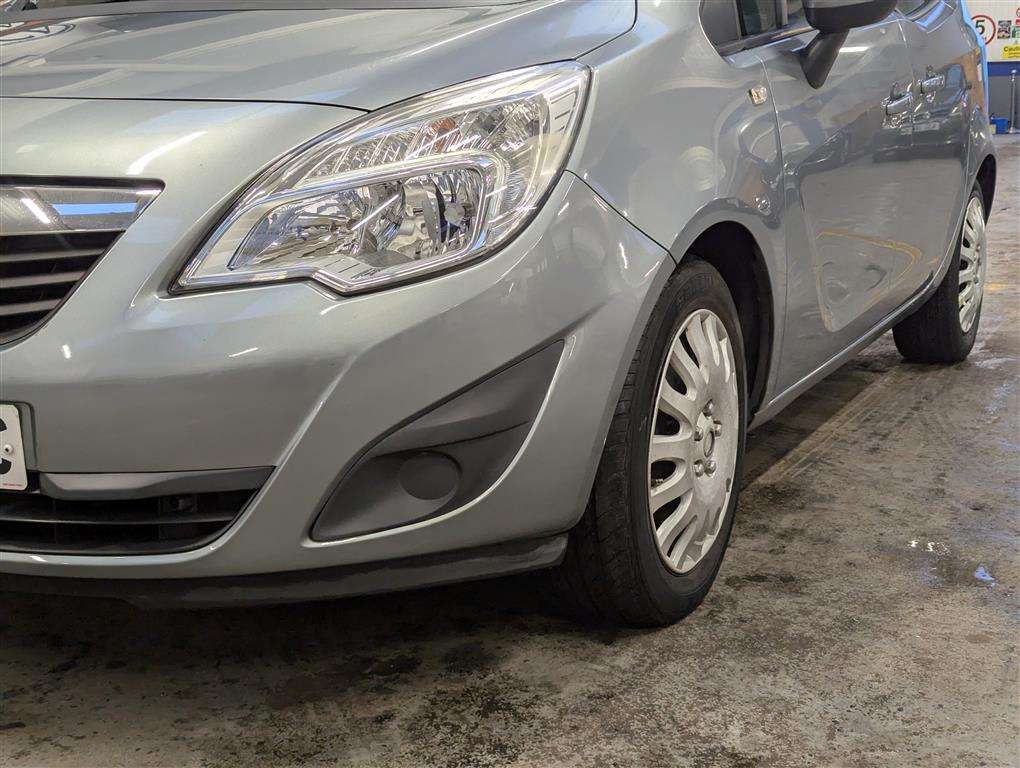 <p>2010 VAUXHALL MERIVA EXCLUSIV TURBO 138</p>