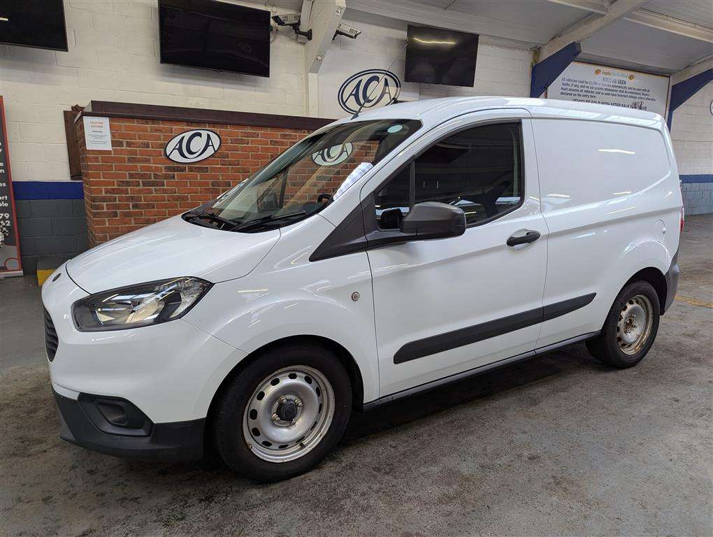 <p>2020 FORD TRANSIT COURIER BASE TDCI</p>