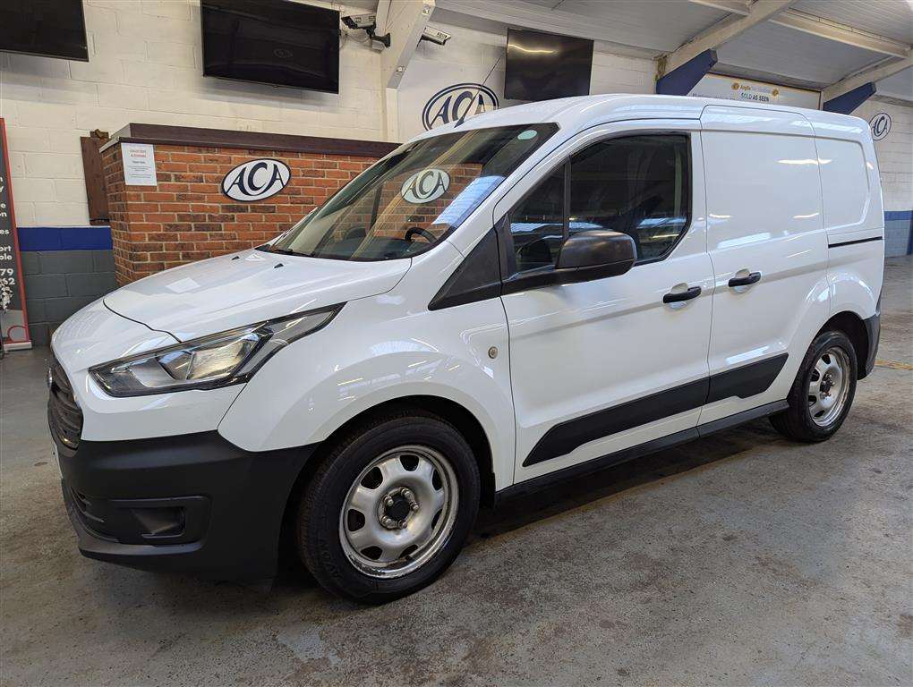 <p>2020 FORD TRANSIT CONNECT 200 BASE</p>