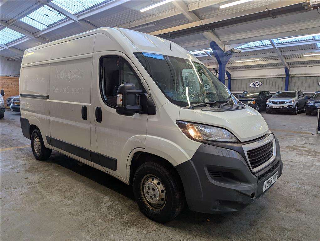 <p>2016 PEUGEOT BOXER 333 PRO L2H2 BLUE H</p>