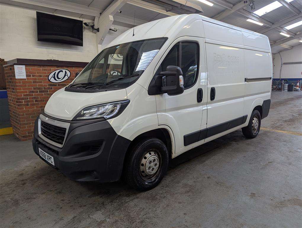 <p>2019 PEUGEOT BOXER 333 PRO L2H2 BLUE H</p>