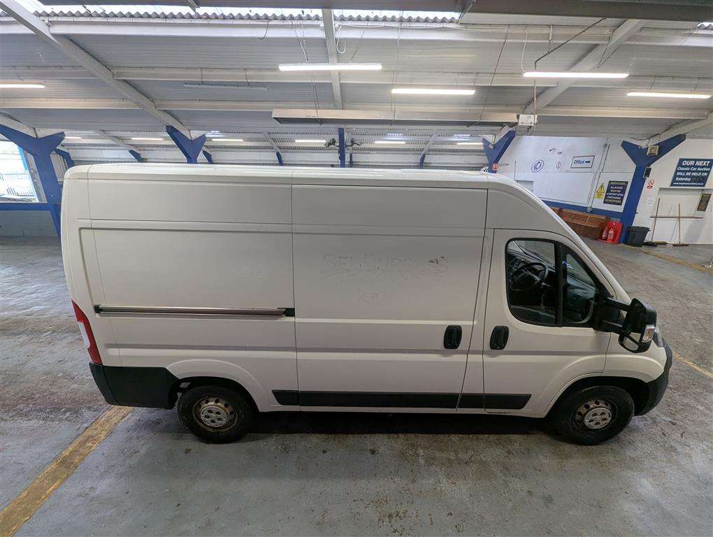 <p>2019 PEUGEOT BOXER 333 PRO L2H2 BLUE H</p>