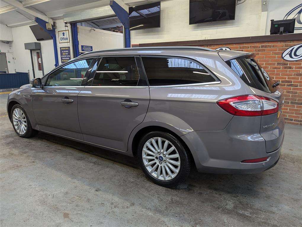 <p>2014 FORD MONDEO ZETEC B-NESS EDN T</p>