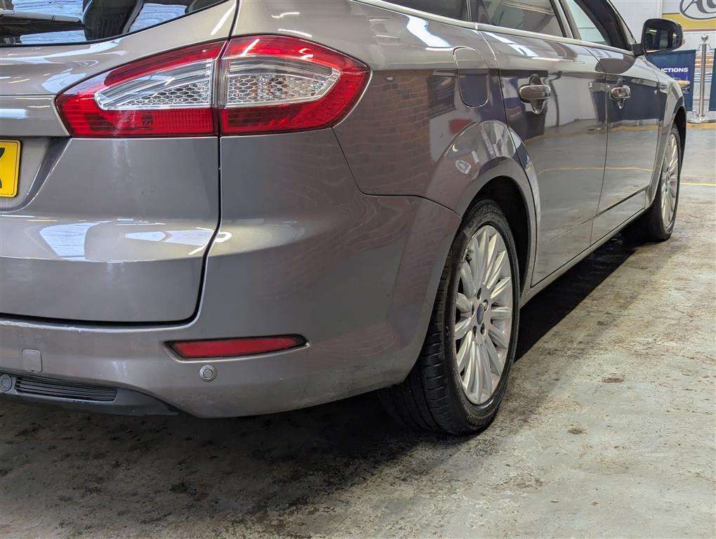 <p>2014 FORD MONDEO ZETEC B-NESS EDN T</p>