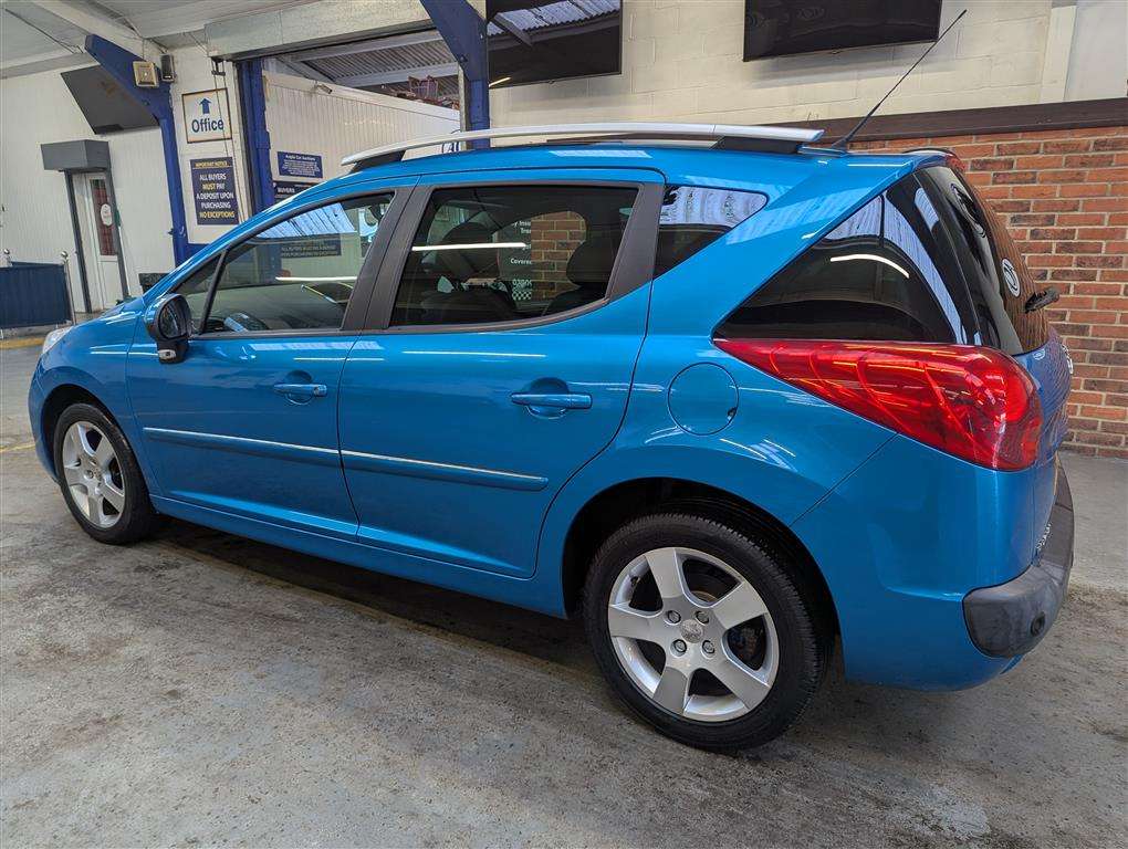 <p>2012 PEUGEOT 207 ALLURE SW</p>