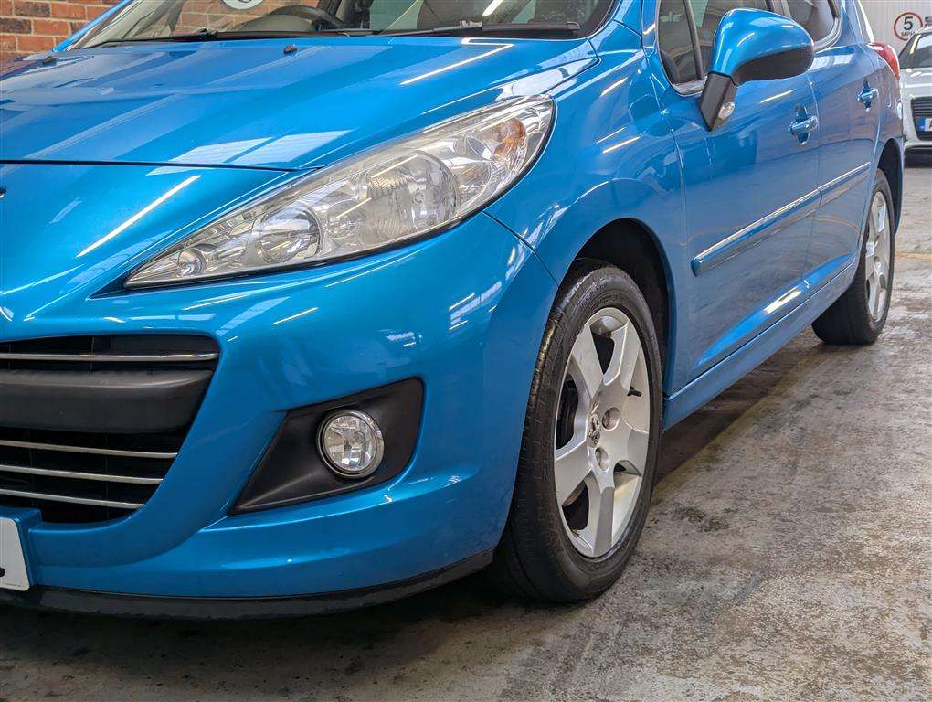 <p>2012 PEUGEOT 207 ALLURE SW</p>