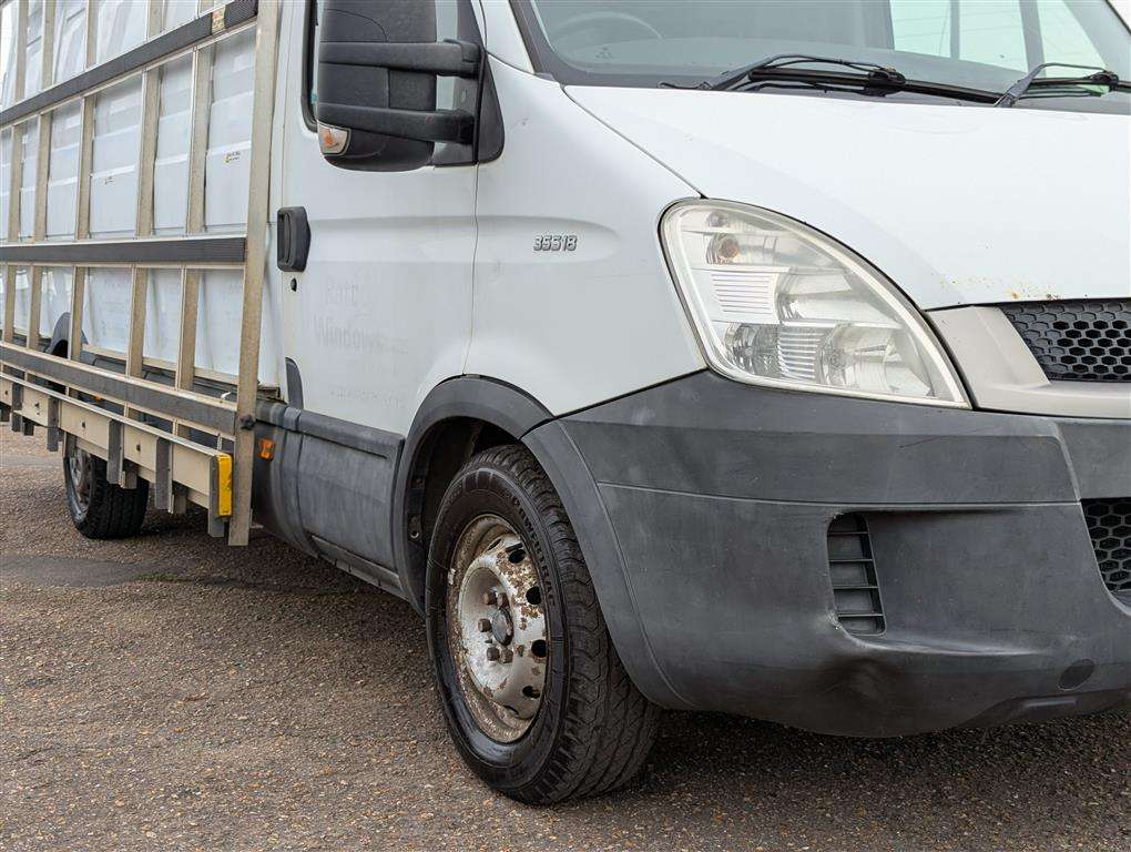 <p>2011 IVECO DAILY 35S18 LWB</p>