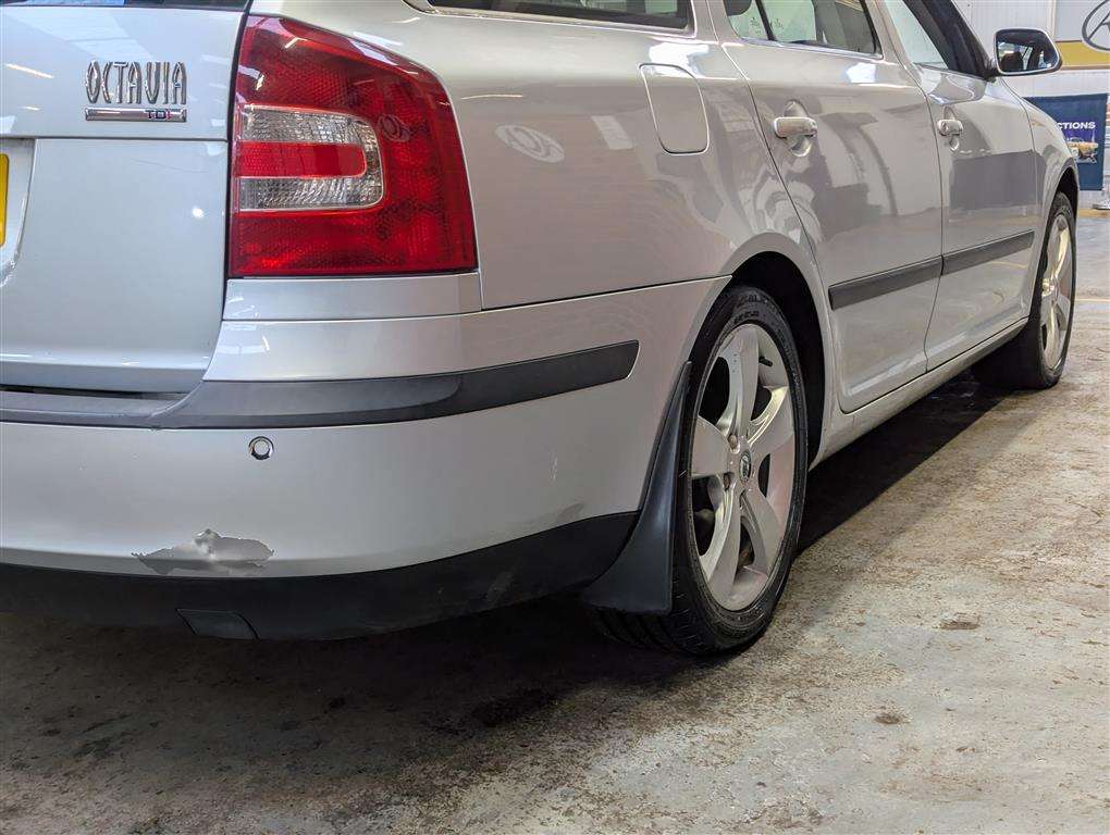 <p>2009 SKODA OCTAVIA ELEGANCE TDI S-A</p>