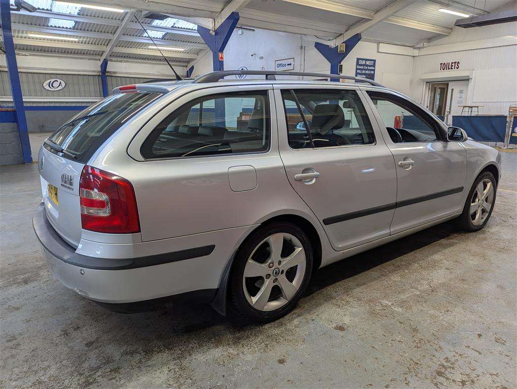 <p>2009 SKODA OCTAVIA ELEGANCE TDI S-A</p>