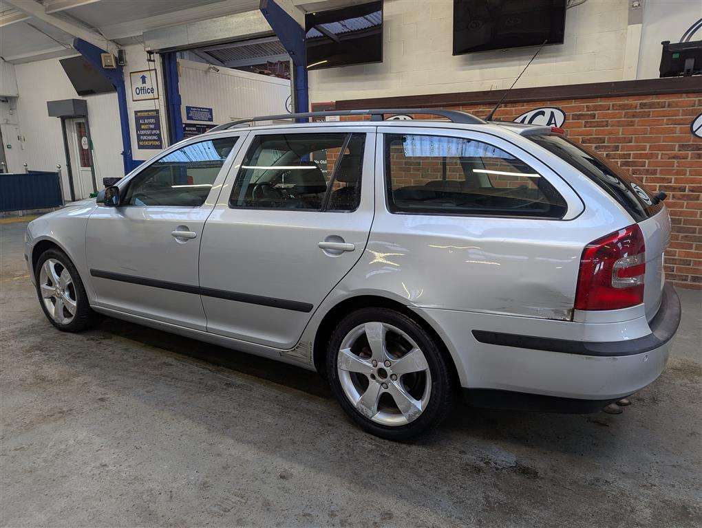 <p>2009 SKODA OCTAVIA ELEGANCE TDI S-A</p>