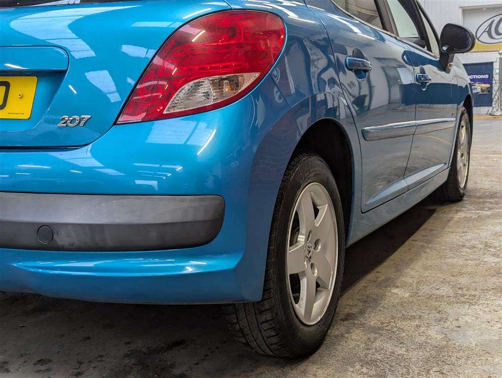 <p>2011 PEUGEOT 207 SPORTIUM</p>