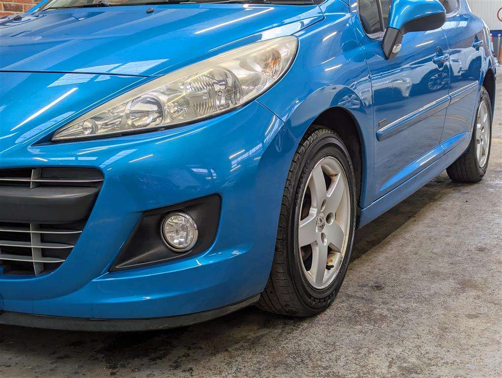 <p>2011 PEUGEOT 207 SPORTIUM</p>